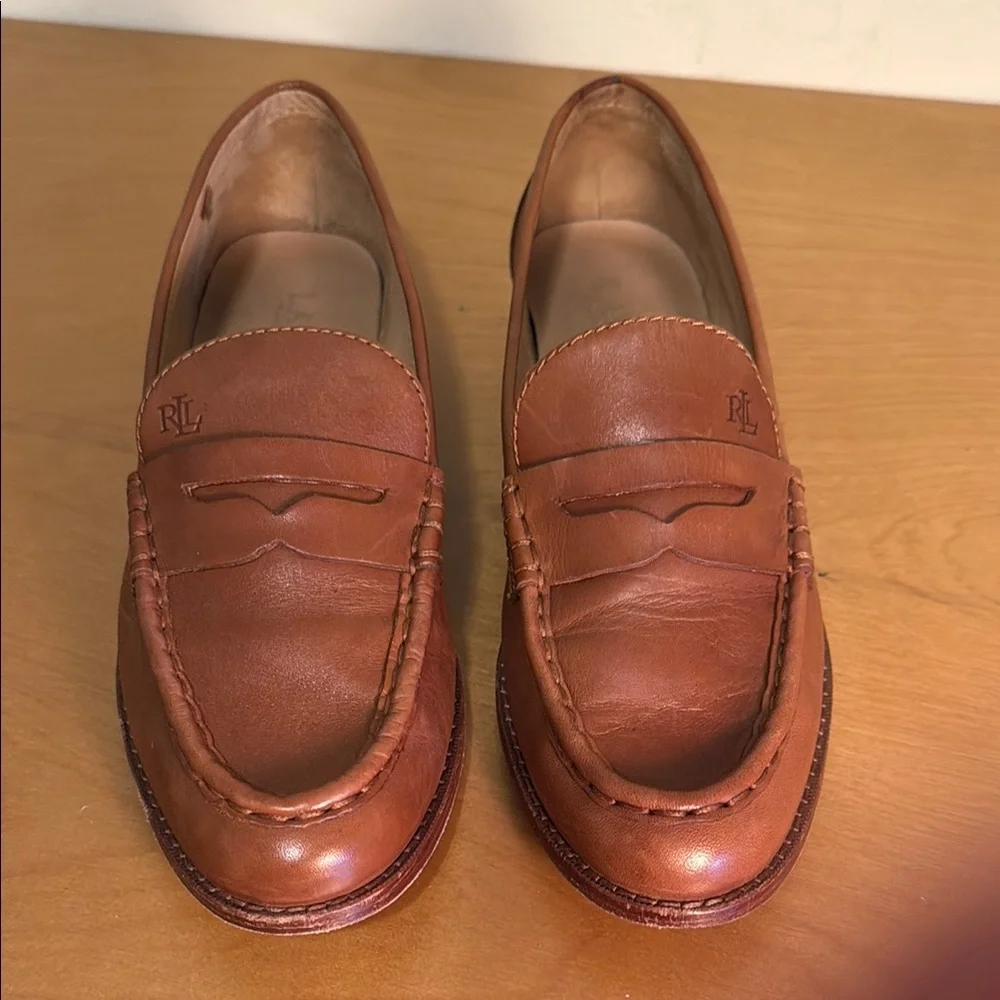 Ralph Lauren Women's Wynnie Loafers - Picture 1 of 10